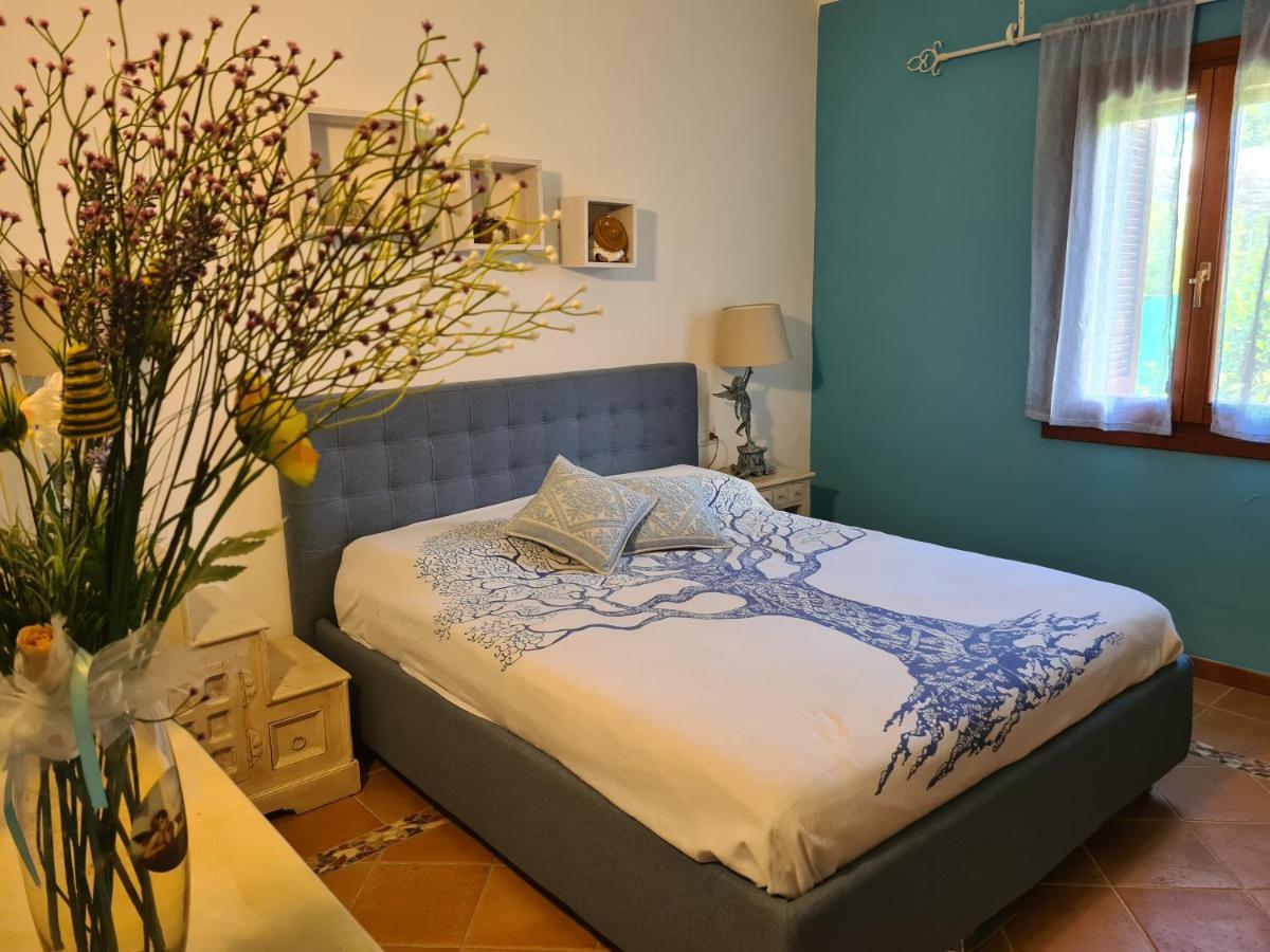 Villa Paola San Teodoro Con Piscina Privata Lu Lioni Kültér fotó